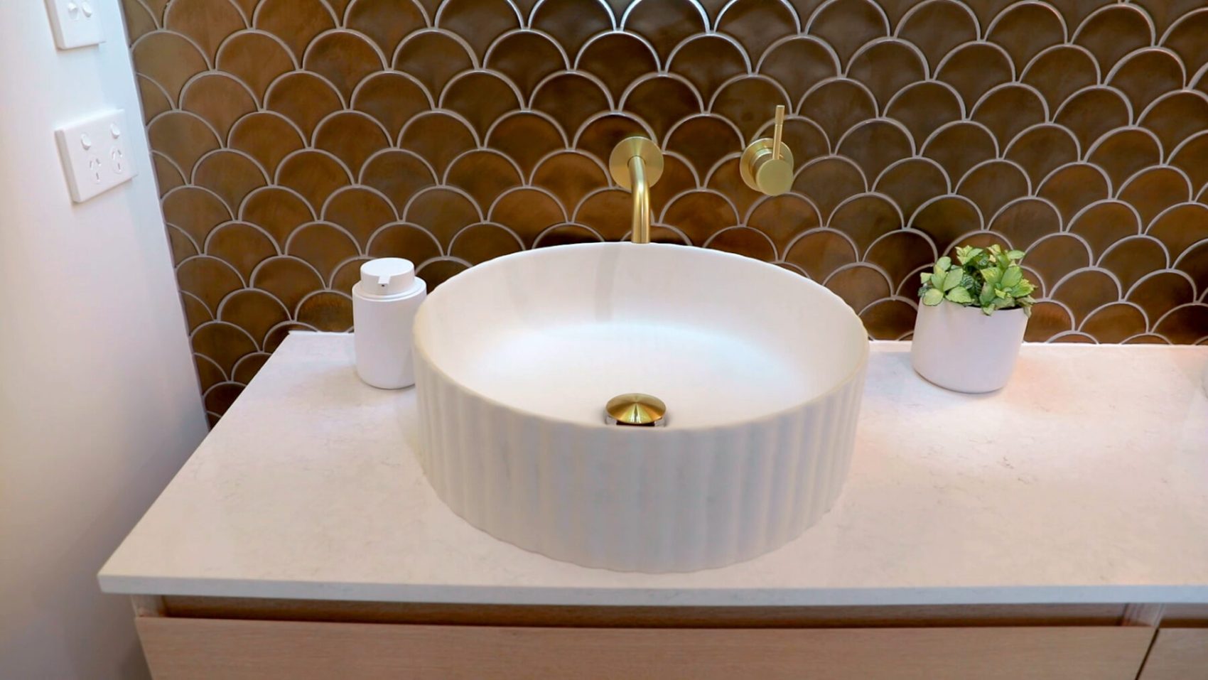 Fluted Basins | On Trend | Bathroom Renovation | Plumbing World Helps